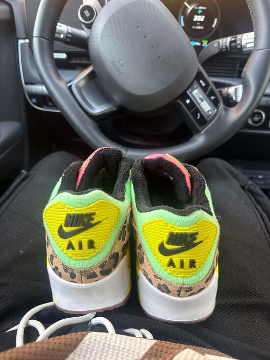 Nike Air Max 90 LX Illusion Green Women's CW3499-300 - Picture 4 of 6